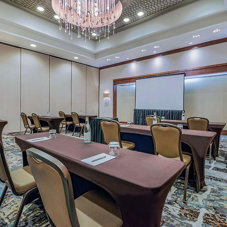 Embassy Suites Houston - Downtown Ngoại thất bức ảnh