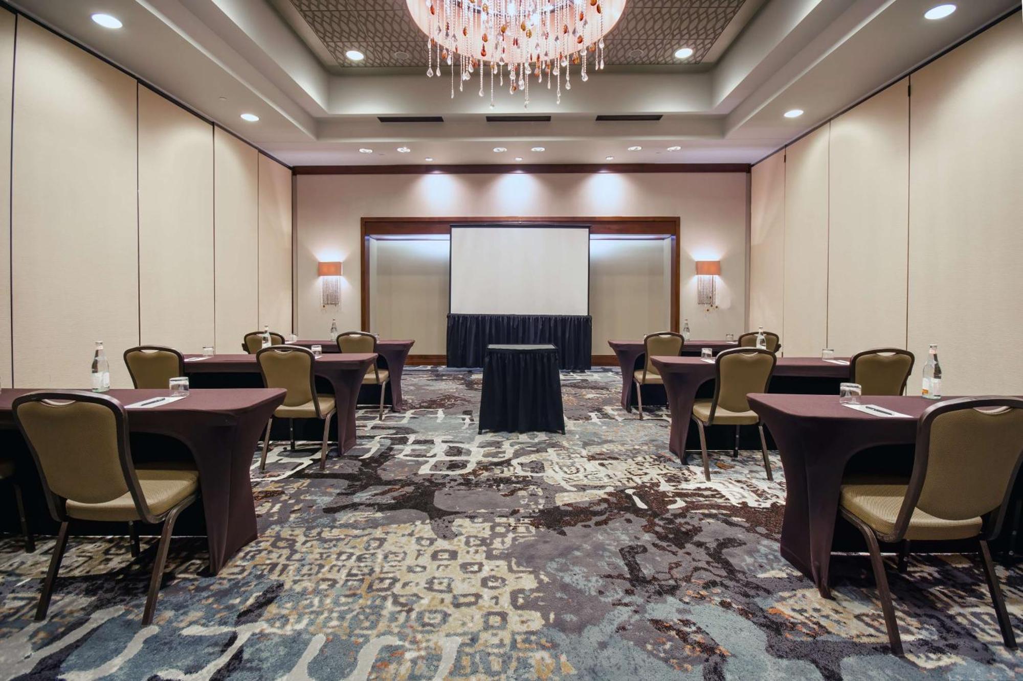 Embassy Suites Houston - Downtown Ngoại thất bức ảnh