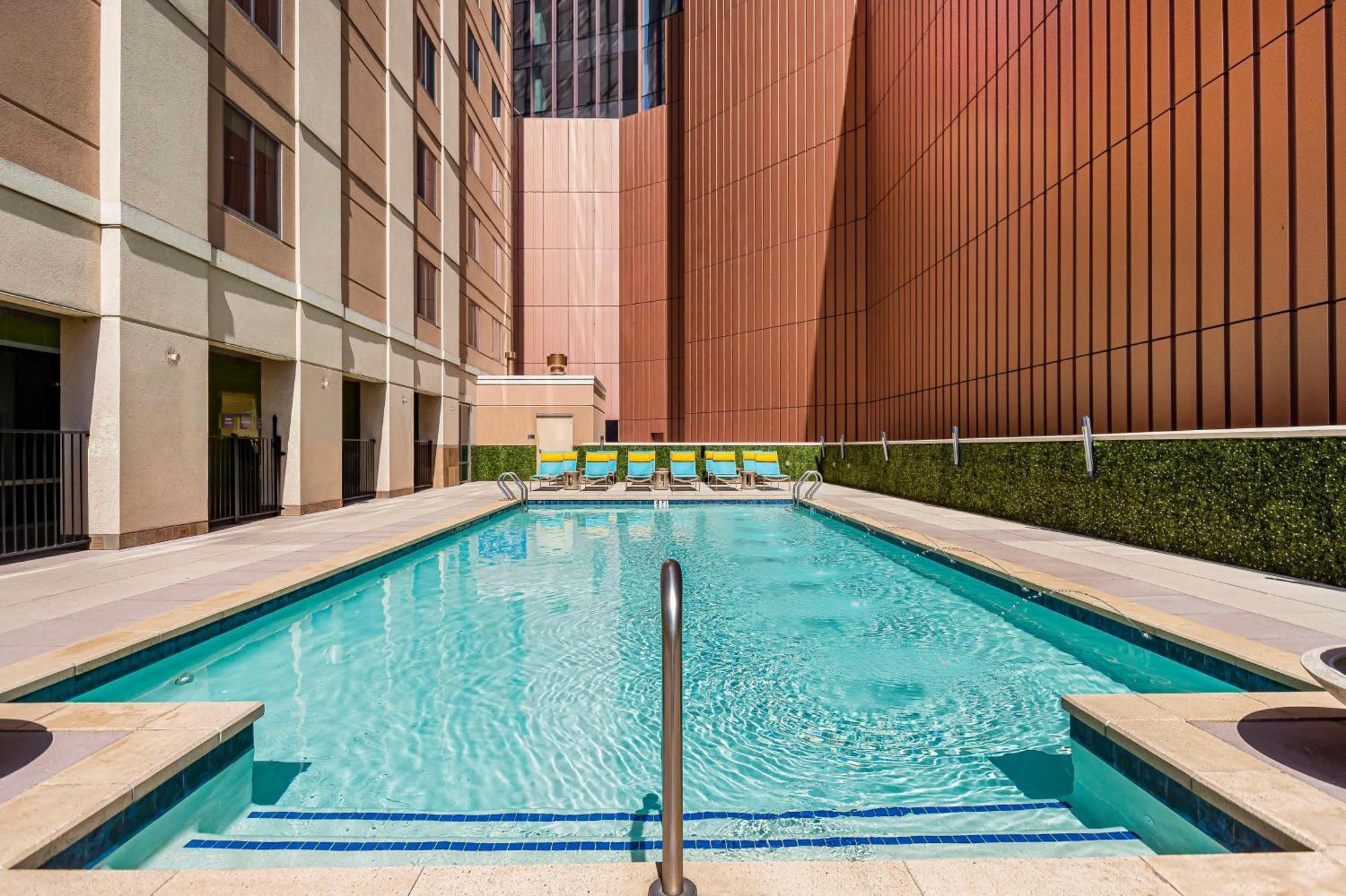 Embassy Suites Houston - Downtown Ngoại thất bức ảnh